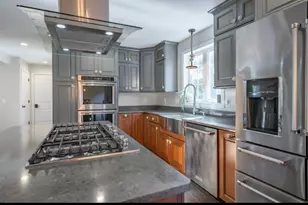 18 Richfield Wy, Wilton, NH 03086 - Photo 2