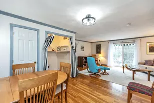 7 Governor Square, Peterborough, NH 03458 - Photo 10