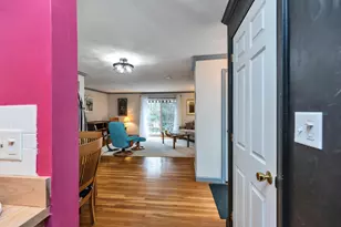 7 Governor Square, Peterborough, NH 03458 - Photo 14