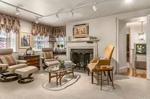 20 Atkinson St, Portsmouth, NH 03801 - Photo 16