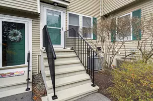 30 Charter St, Exeter, NH 03833 - Photo 2
