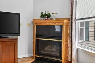 30 Charter St, Exeter, NH 03833 - Photo 4