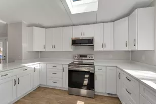 17 Justins Ct, Laconia, NH 03246 - Photo 6