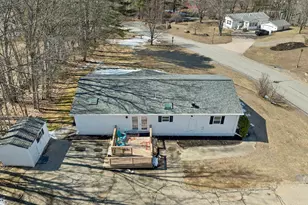 17 Justins Ct, Laconia, NH 03246 - Photo 8