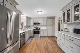 22 Depot Rd, Windham, NH 03087 - Photo 10