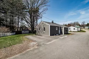 9 Hillcrest Ave, Pembroke, NH 03275 - Photo 6