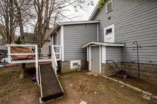 28 Whittier St, Dover, NH 03820 - Photo 22