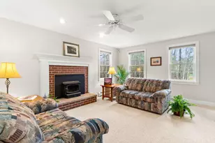 7 Lindon Dr, Brentwood, NH 03833 - Photo 8