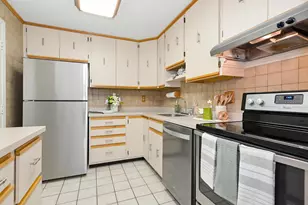 33 Spit Brook Rd, Nashua, NH 03060 - Photo 12