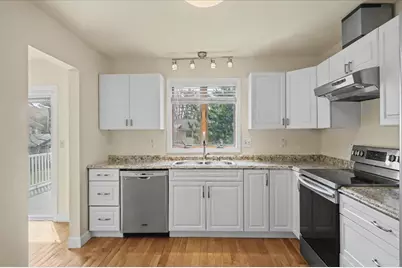 9 Hopkins Street, South Burlington, VT 05403 - Photo 14