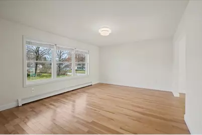 9 Hopkins Street, South Burlington, VT 05403 - Photo 2