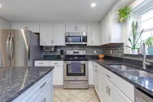 1057 Bound Tree Rd, Hopkinton, NH 03229 - Photo 4