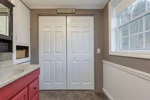 1057 Bound Tree Rd, Hopkinton, NH 03229 - Photo 14