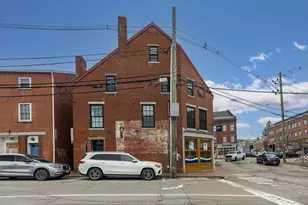 8 Bow St, Portsmouth, NH 03801 - Photo 18