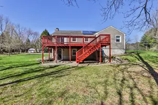 155 Robinson Rd, Hudson, NH 03051 - Photo 6