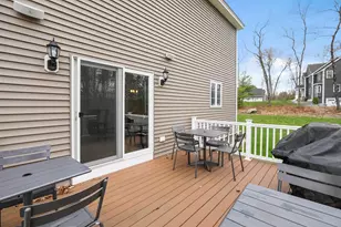 44 Sheffield St, Windham, NH 03087 - Photo 32