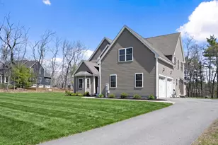 44 Sheffield St, Windham, NH 03087 - Photo 34