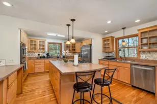 35 Valley Dr, Gilford, NH 03249 - Photo 4