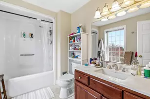 160 S Elm St, Manchester, NH 03103 - Photo 40