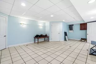 160 S Elm St, Manchester, NH 03103 - Photo 24