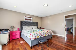 160 S Elm St, Manchester, NH 03103 - Photo 14