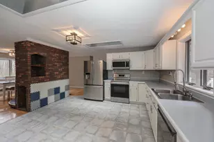 50 Edinburgh Dr, Bedford, NH 03110 - Photo 10