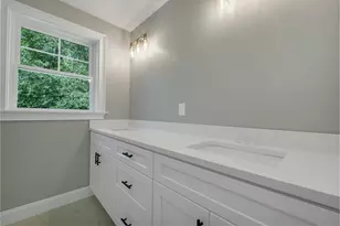 60 Jenkins Rd, Bedford, NH 03110 - Photo 26
