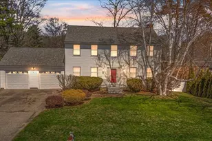 39 Norton Rd, Hampton, NH 03842 - Photo 2