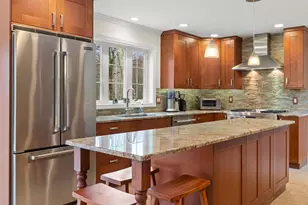 26 Greenfield Dr, Plaistow, NH 03865 - Photo 4