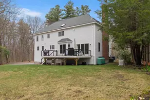 26 Greenfield Dr, Plaistow, NH 03865 - Photo 38