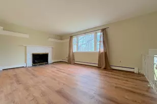 30 Highland St, Newton, NH 03858 - Photo 10