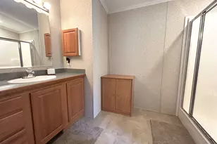 75 Hilton Ave, Exeter, NH 03833 - Photo 10