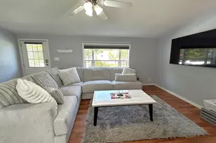 75 Hilton Ave, Exeter, NH 03833 - Photo 8