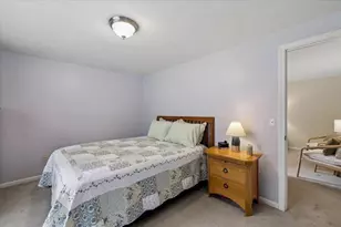 12 Butterfield Ln, Bedford, NH 03110 - Photo 20