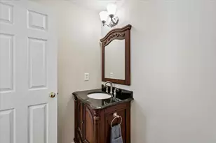 12 Butterfield Ln, Bedford, NH 03110 - Photo 14