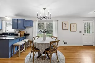 12 Butterfield Ln, Bedford, NH 03110 - Photo 12
