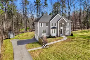 71 Haverhill Rd, Salem, NH 03079 - Photo 2