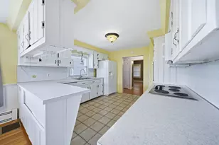 58 President Rd, Manchester, NH 03103 - Photo 8