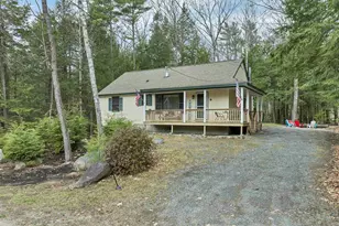 75 Cannes St, Moultonborough, NH 03254 - Photo 2