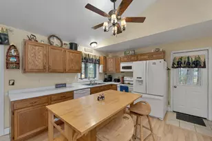 75 Cannes St, Moultonborough, NH 03254 - Photo 12