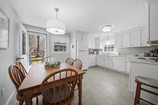26 Bedard Ave, Derry, NH 03038 - Photo 8