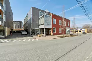 15 Railroad Row, Hartford, VT 05001 - Photo 14
