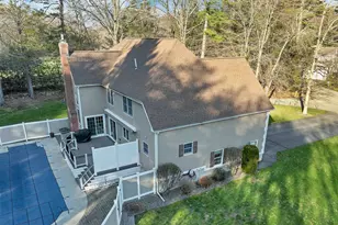 34 Stowecroft Dr, Hampton, NH 03842 - Photo 4