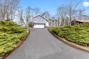 9 Onyx Ln, Portsmouth, NH 03801 - Photo 2