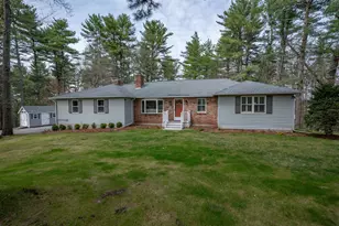 15 Twin St, Windham, NH 03087 - Photo 2