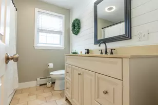 46 Pleasant St, Hinsdale, NH 03451 - Photo 10