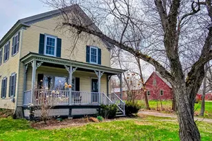 194 Dartmouth College Hwy, Haverhill, NH 03260 - Photo 2