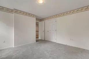 9 Isabella Dr, Londonderry, NH 03053 - Photo 32