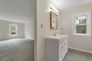 9 Isabella Dr, Londonderry, NH 03053 - Photo 6
