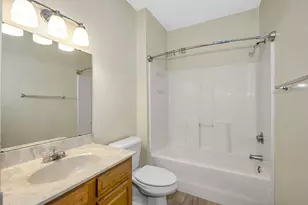 18 Harbor Ave, Nashua, NH 03060 - Photo 20